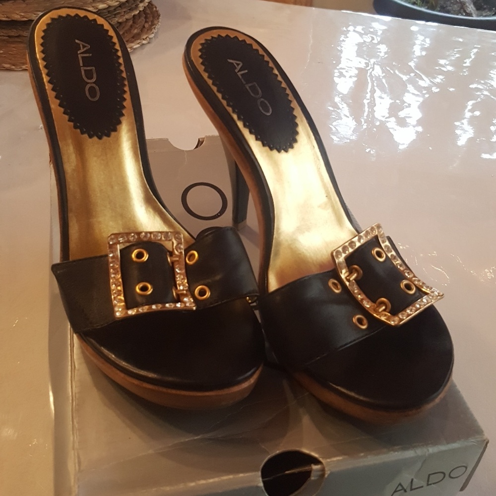 Heel mules